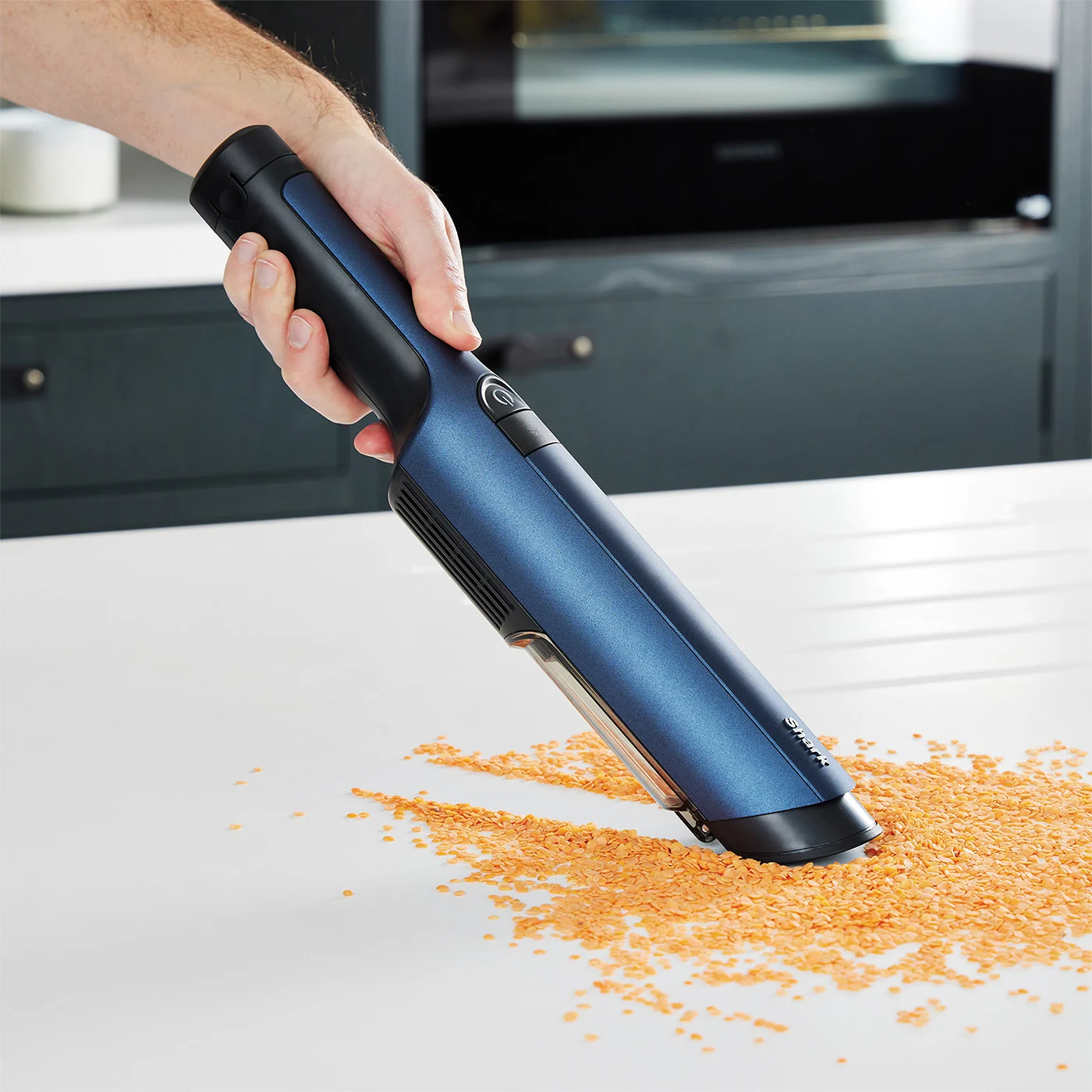 Shark-WV270UK-InUse-clean-up-shot-kitchen-top-2